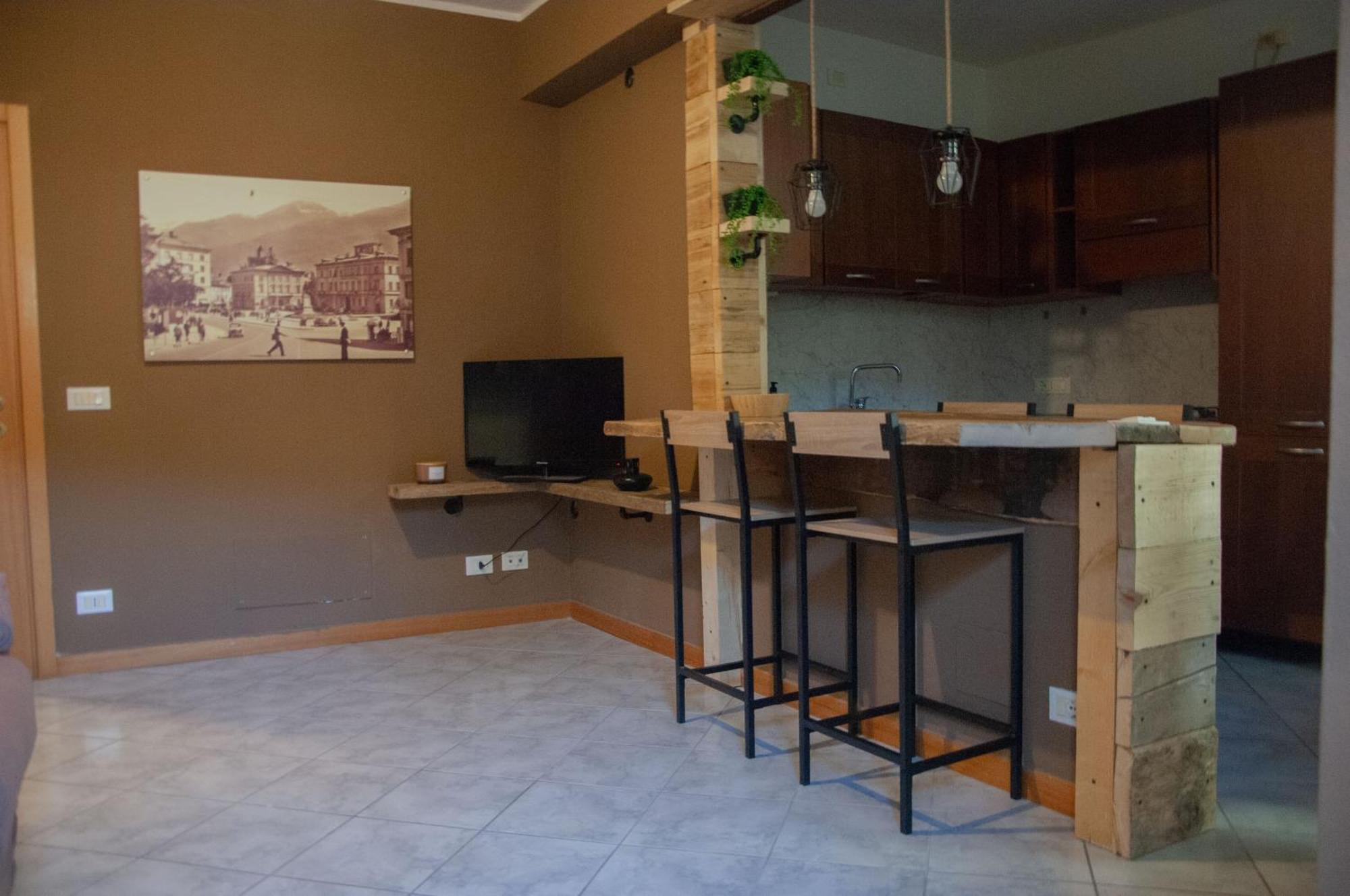 Typical Apartment In Valtellina Sondrio Extérieur photo