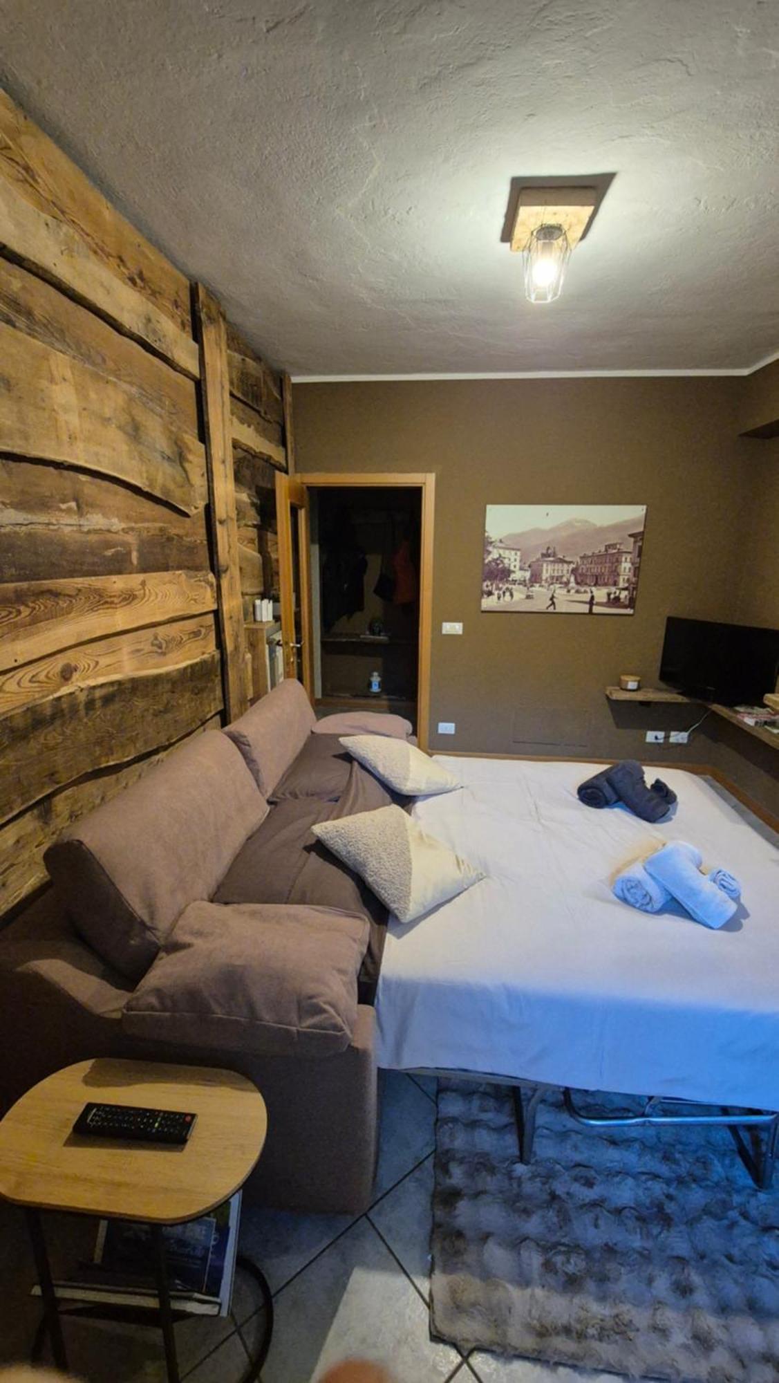 Typical Apartment In Valtellina Sondrio Extérieur photo