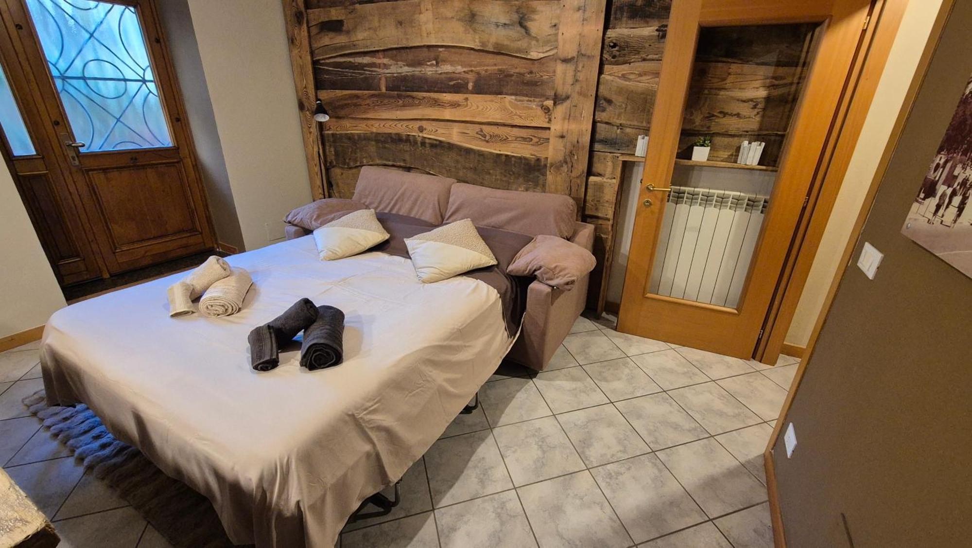 Typical Apartment In Valtellina Sondrio Extérieur photo